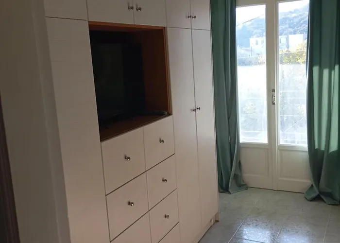 Ilias Village העיירה סקיאתוס